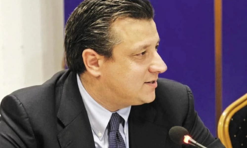 Δερμιτζάκης: «Αναπόφευκτη η διασπορά, θα έρθουν πολλές αόρατες παραβιάσεις»